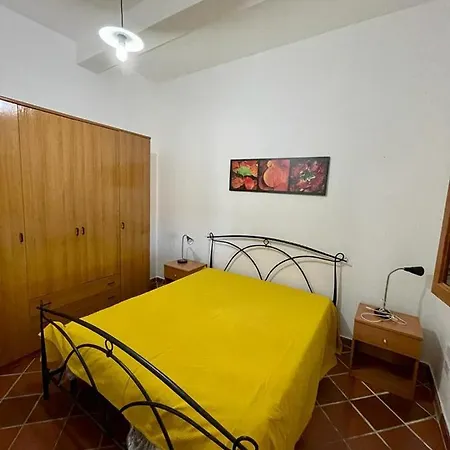Casa Di Fiora Apartment